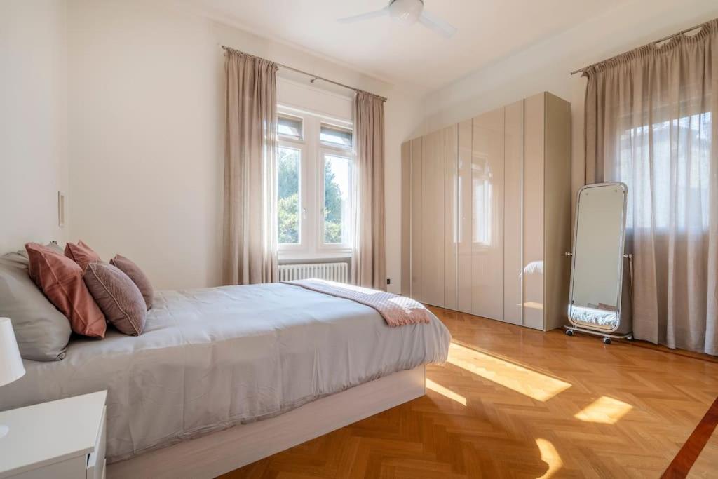 Enjoy Home - Villa Appiani, Prato Della Valle Падуа Екстериор снимка