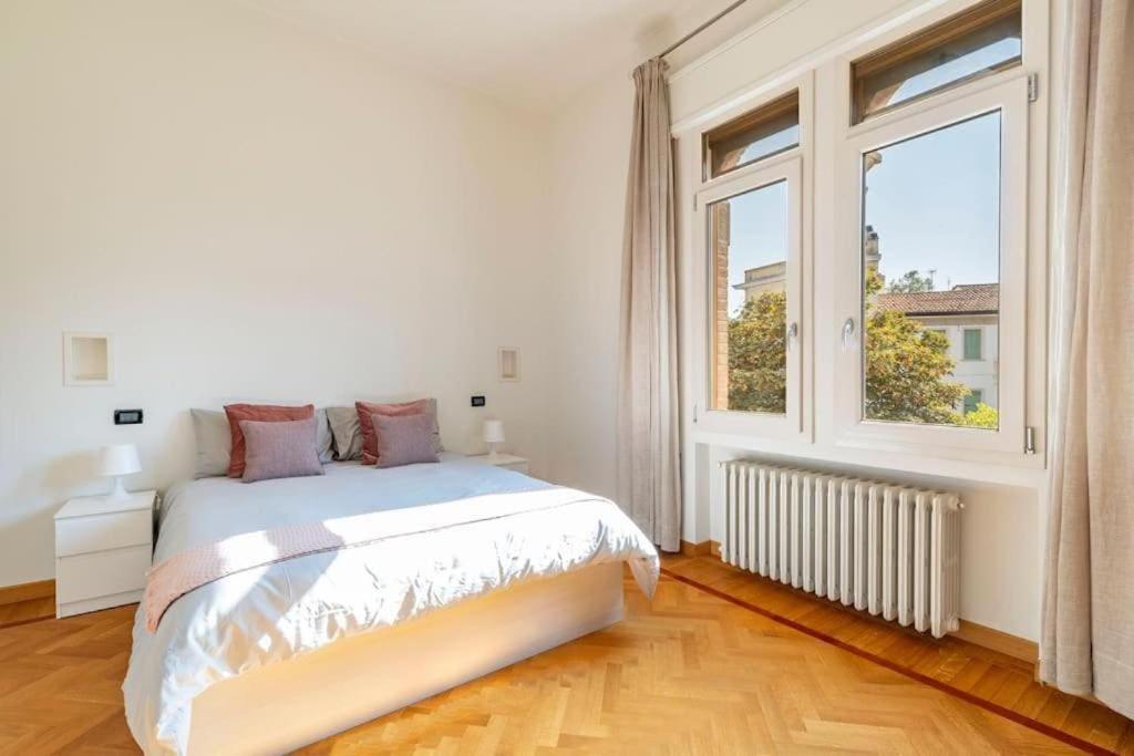 Enjoy Home - Villa Appiani, Prato Della Valle Падуа Екстериор снимка