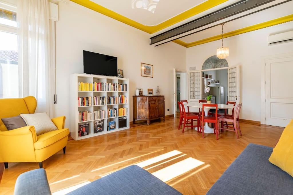 Enjoy Home - Villa Appiani, Prato Della Valle Падуа Екстериор снимка