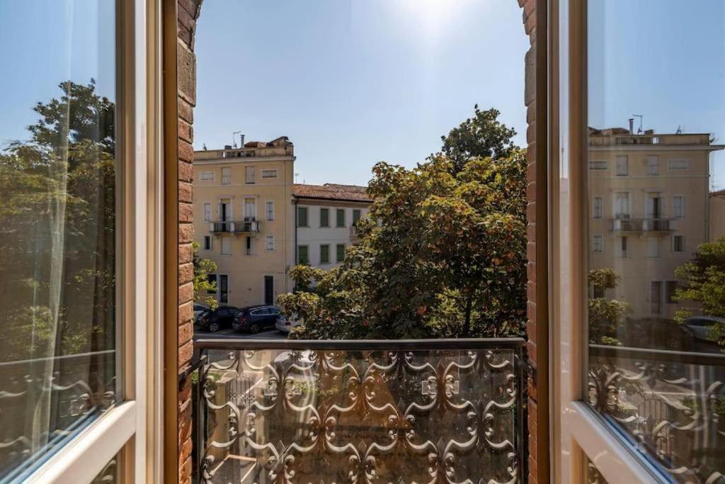 Enjoy Home - Villa Appiani, Prato Della Valle Падуа Екстериор снимка
